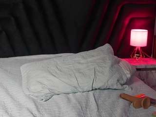 hollyvega Live Webcam on CamSoda