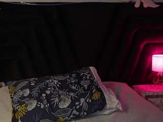 hollyvega