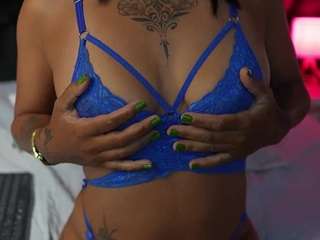 Hollyvega