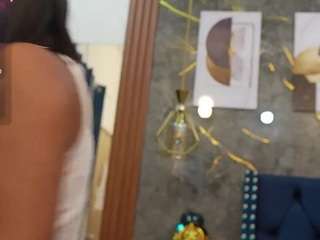 hollyvega