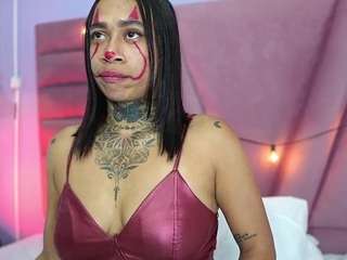 hollyvega
