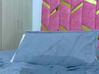 valentinarivas Live Webcam on CamSoda