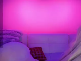 AlenaCroft's Live Sex Cam Show