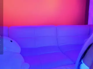 AlenaCroft's Live Sex Cam Show