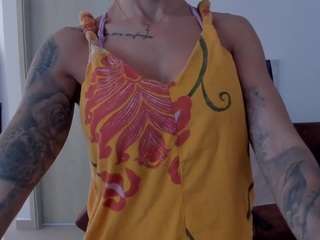 winedams Live Webcam on CamSoda