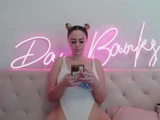 Live webcam model daniibanks on Soda Cams