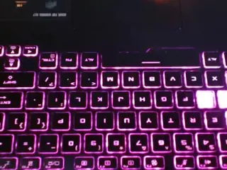 CINNAMON B.'s Live Sex Cam Show