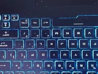 CINNAMON B.'s Live Sex Cam Show