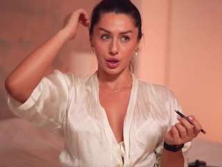 adalline Live Webcam on CamSoda