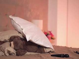 adalline Live Webcam on CamSoda