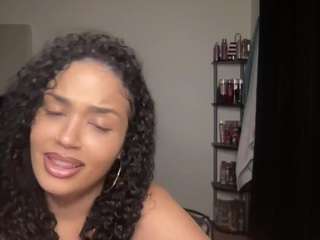 t1ger Live Webcam on CamSoda