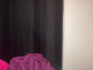 t1ger's CamSoda show and profile