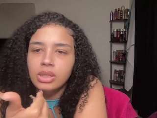 t1ger's CamSoda show and profile