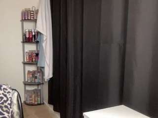 t1ger's CamSoda show and profile