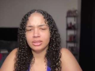 t1ger's CamSoda show and profile