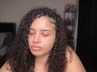 t1ger's CamSoda show and profile