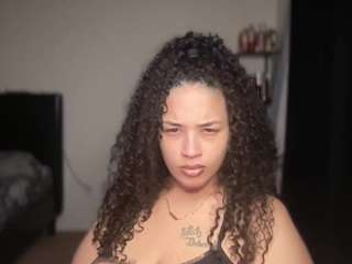 t1ger's CamSoda show and profile