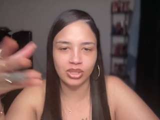 t1ger's CamSoda show and profile