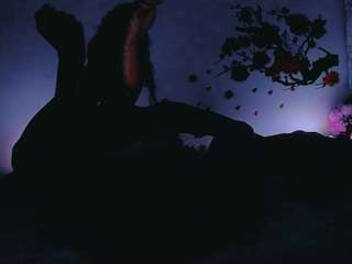 khelany webcam model