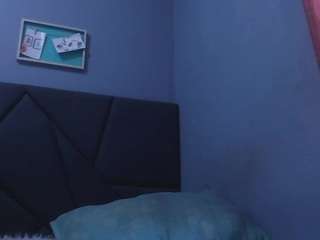 Rachel live cam preview