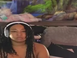 Universal Beauty's Live Sex Cam Show