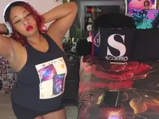 Universal Beauty's Live Sex Cam Show