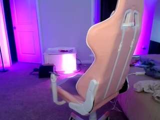 Live webcam model misslauriemichelle on Soda Cams