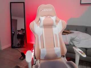 Live webcam model misslauriemichelle on Soda Cams