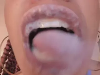 E L I E T T E's Live Sex Cam Show