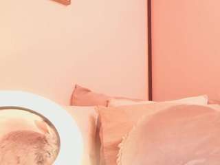 Live webcam model kirstendanston on Soda Cams