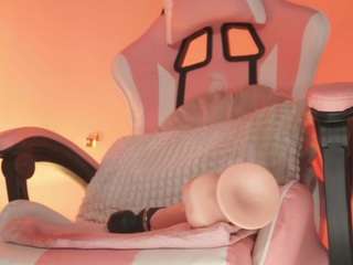 Live webcam model kirstendanston on Soda Cams