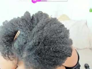 hallestrawberry webcam