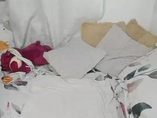 hallestrawberry's Live Sex Cam Show