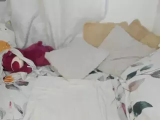 hallestrawberry's Live Sex Cam Show