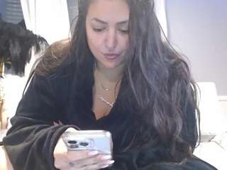 realdiamonddoll's CamSoda show and profile