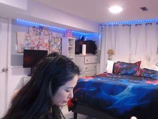 Real Diamond Doll live cam