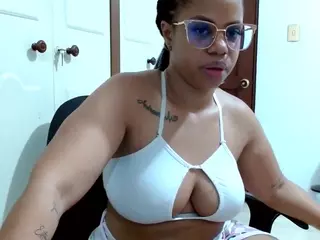 keylli's Live Sex Cam Show