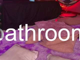 rihanarose Live Webcam on CamSoda