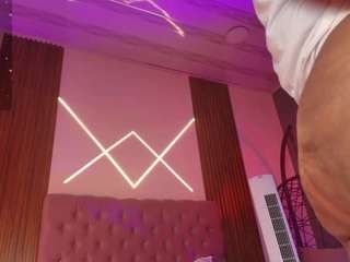 rihanarose Live Webcam on CamSoda