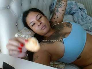 mulattomamii Live Webcam on CamSoda