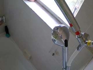 voyeurcam-charleys-bathroom