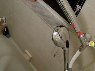 voyeurcam-charleys-bathroom
