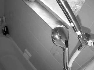 voyeurcam-charleys-bathroom chat room