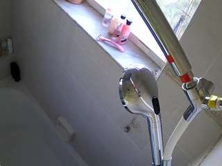 voyeurcam-charleys-bathroom