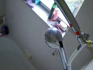 voyeurcam-charleys-bathroom