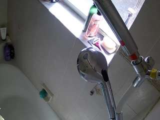voyeurcam-charleys-bathroom