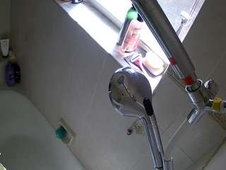 voyeurcam-charleys-bathroom