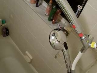 voyeurcam charleys bathroom