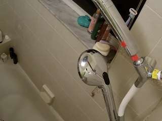 voyeurcam-charleys-bathroom