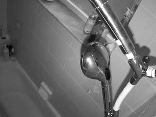 voyeurcam-charleys-bathroom